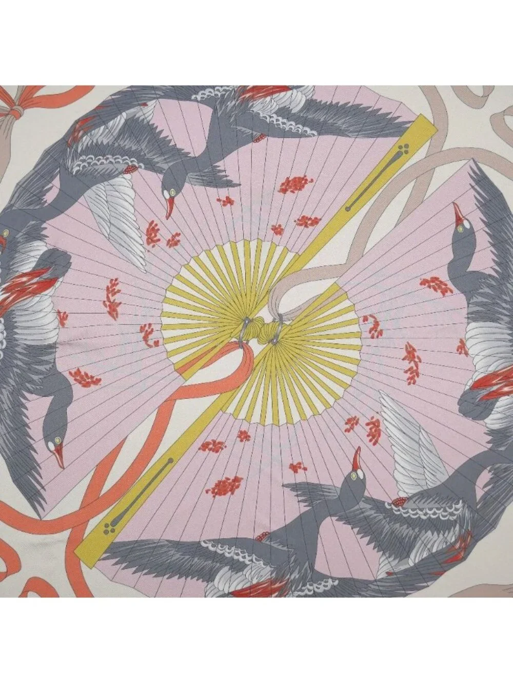 Gucci Fly Swan Scarf 90 Large Silk Twill